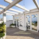 Apartman Sea View-suite Eventi Felici