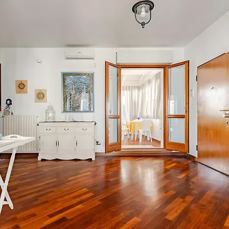 Sea View Eventi Felici Apartamento