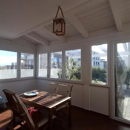 Sea View Eventi Felici Apartamento *