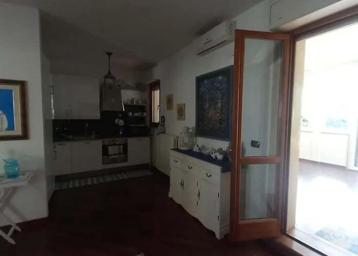 Apartment Sea View-suite Eventi Felici